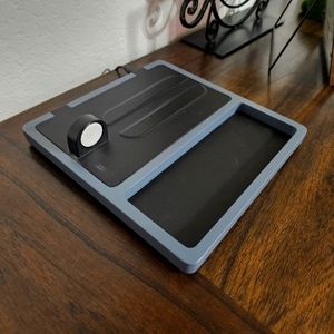 3 in 1 iPhone wireless fast charging tray.